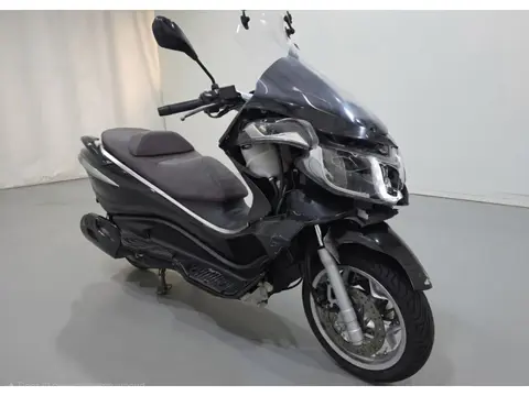 Piaggio X10 350 Executive BS 25kw Bjr.2018 (bj 2018)