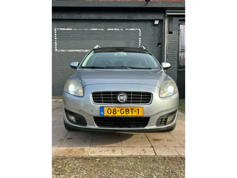 Fiat Croma 2.2 16V Corporate Premium