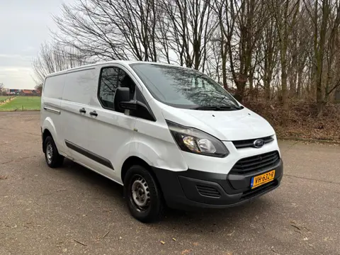 Ford Transit Custom 330 2.2 TDCI L2H1 Ambiente | 3 pers. | Motor schade