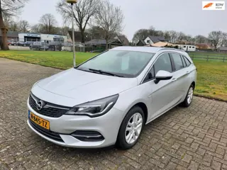 Opel Astra Sports Tourer 1.2 Launch Edition