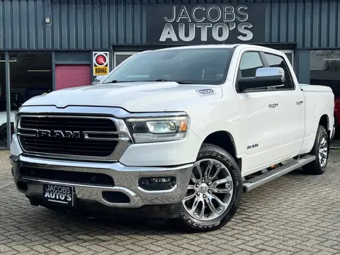 Ram RAM 1500 BIGHORN 5.7 V8