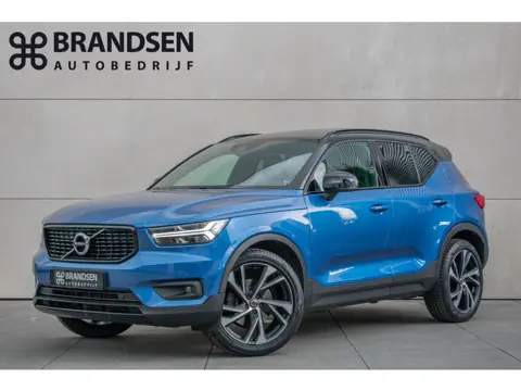 Volvo XC40 2.0 T4 R-Design Pano-ACC-20"-H/K-Trekhaak