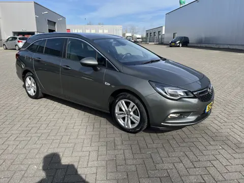 Opel Astra Sports Tourer 1.4 Online Edition 4 cil  150 pk Navi