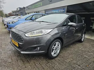 Ford Fiesta 1.0 EcoBoost Titanium | 2E EIGENAAR | 12MND GARANTIE | AIRCO | CRUISE | LMV | NW APK |