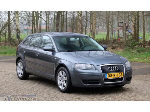 Audi A3 Sportback 1.6 Attraction | 2005 | AUTOMAAT | Cruise |