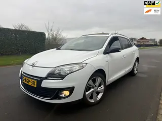 Renault Mégane Estate 1.5 dCi Bose PANO/CLIMA/NAP/KEYLESS/NAVI
