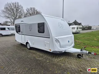 Knaus Sport 450 FU Voortent, reservewiel