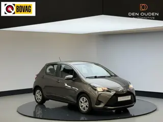 Toyota Yaris 1.0 VVT-i Energy Clima | All weatherbanden | Cam achter | NL Auto