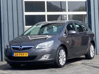 Opel Astra Sports Tourer 1.4 Turbo Cosmo Export