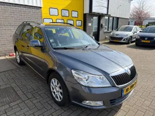 Skoda Octavia Combi 1.4 TSI Ambition Business Line|DSG|APK