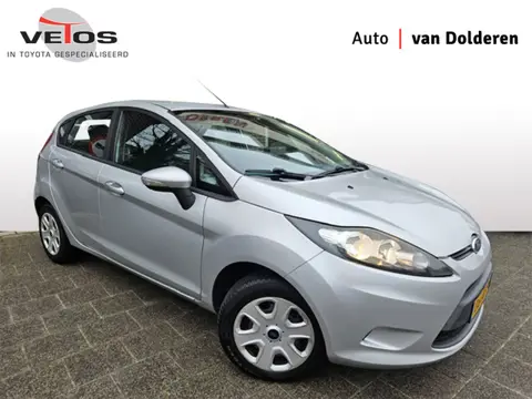 Ford Fiesta 1.4 Trend Trekhaak (bj 2010, automaat)