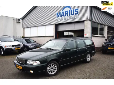 Volvo V70 2.5 10v 7-zits 144 pk