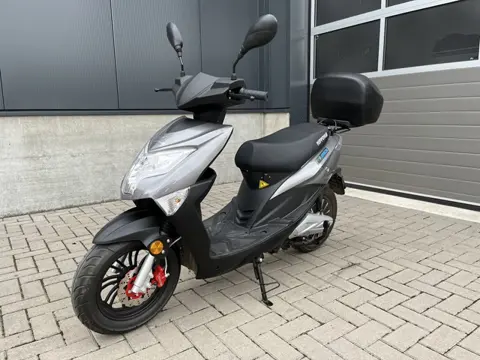 NIPPONIA Snorscooter eRex F17 (bj 2023, automaat)