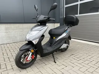 NIPPONIA Snorscooter eRex F17 (bj 2023, automaat)