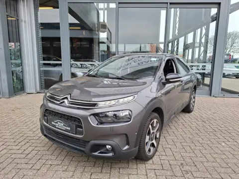 CITROEN C4 CACTUS 1.2 PURETECH SHINE + AUTOMAAT 130PK NAVI LMV PDC-CAMERA