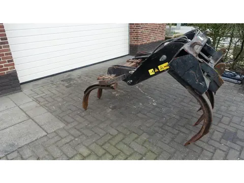 Boom-Houtgrijper met euro aansluiting