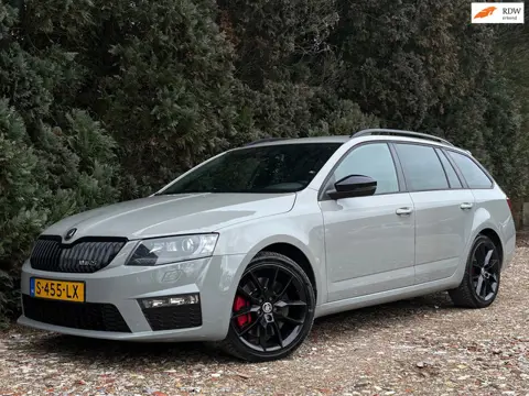 Skoda Octavia Combi 2.0 TSI RS | Sportstoelen | Nardo Grey |Trekhaak