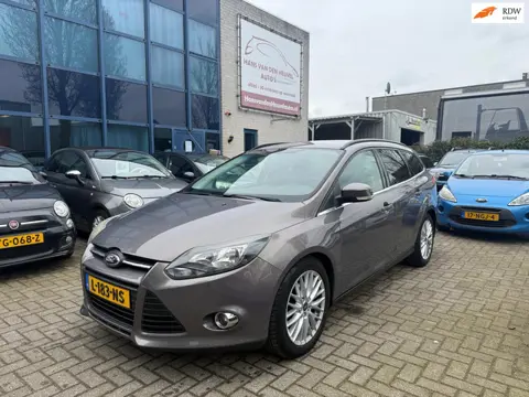 Ford Focus Wagon 1.0 EcoBoost Titanium APK 03/27