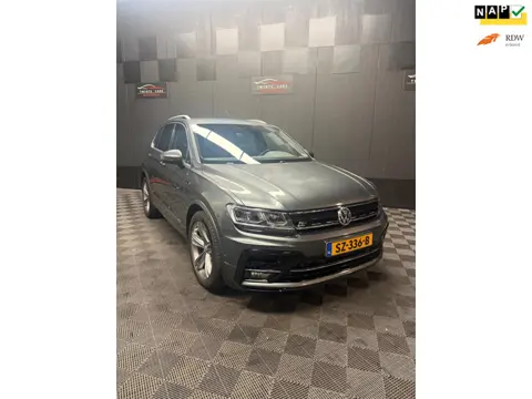 Volkswagen Tiguan 1.4 TSI Highline Business R | Carplay | Camera | Navi |