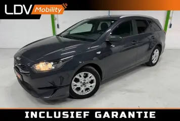 KIA CEED 1.5 T-GDI Vision Sportswagon / 26429 km / Apple carplay / Stuurverwarming / Boekjes ingevuld aanwezig.