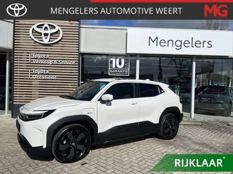Toyota Urban Cruiser Executive 61 kWh | Nu met EXTRA INRUILVOORDEEL VAN € 1.500,-