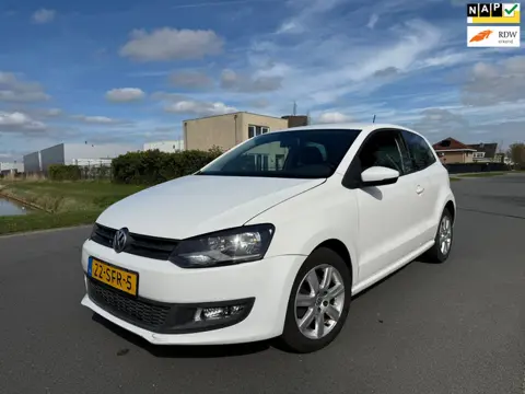 Volkswagen Polo 1.4-16V Highline NAP/CLIMA/APK/VELGEN