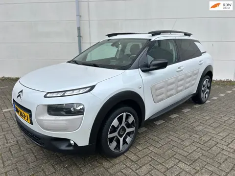 Citroen C4 Cactus 1.2 PureTech Business Plus Pano Leder Achteruitrij Camera Stoelverwarming Trekhaak
