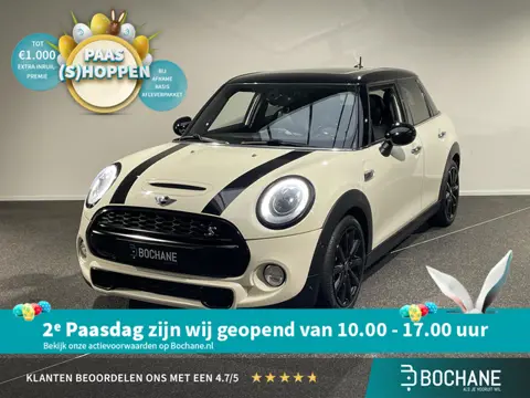 Mini Mini 2.0 Cooper S Chili Serious Business | Panoramadak | Stoelverwarming | Navigatie |