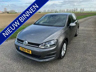 Volkswagen Golf 1.2 TSI Lounge Navigatie LMV Pdc Enz