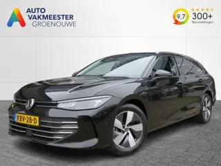 VOLKSWAGEN PASSAT VARIANT 1.5 eHybrid 204pk Elegance / Trekhaak / Head up / Stoel en stuurverw. / IQ Light / FABRIEKS garantie