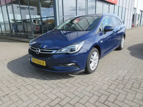 Opel Astra Sports Tourer 1.4 Business+