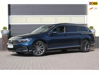 Volkswagen Passat Variant 1.4 TSI GTE Business | Trekhaak | Schuifdak |