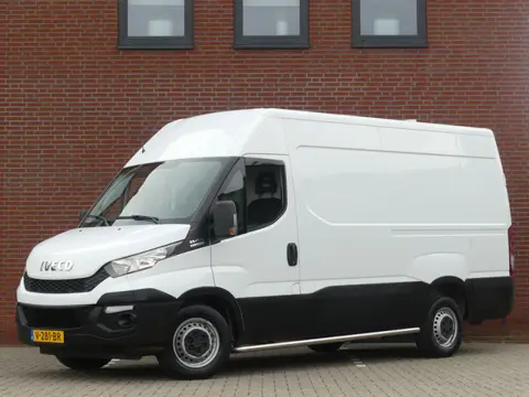 Iveco Daily 35S13V 2.3 Automaat 3500KG Trekgewicht Camera/Airco