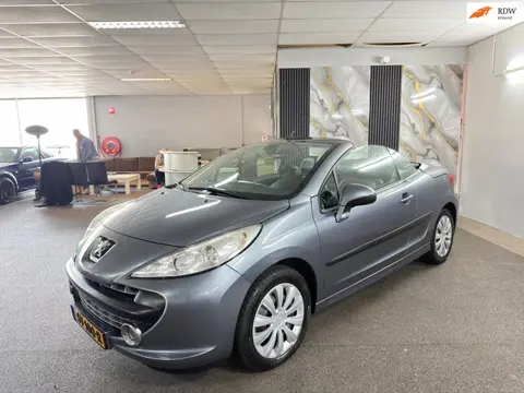 Peugeot 207 CC 1.6 VTi Apk Nieuw,Clima,Stoelverwarming,Leder bekleding,N.A.P,2 sleutels+boekjes,Tops