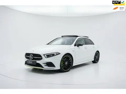 Mercedes-Benz A-klasse 220 EDITION ONE PANO 360 HEAD UP