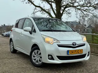 Toyota Verso-S 1.3 VVT-i Aspiration | Pano + Cruise + Clima nu € 3.975,-!!!
