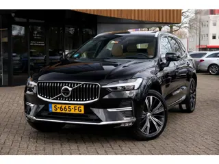 Volvo XC60 B4 Ultimate Bright|Rijklaar!|PilotAssist|Pano|Stoelventilatie|HarmanKardon|Trekhaak|