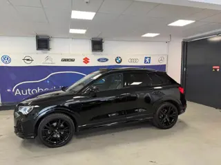 Audi Q3 35 TFSI S Line PANO/CARPLAY/AUTOMAAT