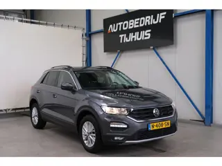 Volkswagen T-Roc 1.0 TSI Style - N.A.P. Airco, Cruise, PDC, Carplay.