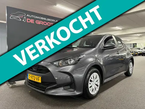 Toyota Yaris 1.5 VVT-i Active/ Eerste eigenaar/ Handgeschakeld/ Nederlandse auto/ Airco/ Achteruitri