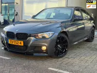 BMW 3-serie 320i Executive/ AUTOMAAT/ M pakket/ nap/ dealeronderhouden/ 1jaar apk/ volle opties.