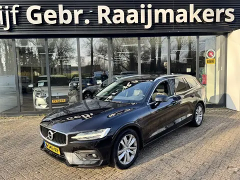 Volvo V60 2.0 D3 Momentum Pro*Navi*Camera* (bj 2019)