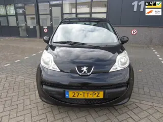 Peugeot 107 1.0-12V XS 2007 Airco 131.000KM NAP! APK!