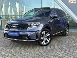 Kia Sorento 1.6 T-GDi Plug-in Hybrid 4WD ExecutiveLine 7p. 252pk Trekhaak / Panoramadak / Stoelventi