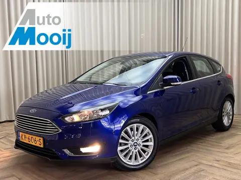 Ford Focus 1.0 Titanium 101 PK Org.NL! / Cruise / Trekhaak / Navigatie / PDC V&A / ECC Clima / 17'' 