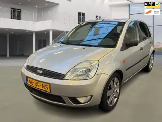Ford Fiesta 1.3 Futura Nap !!