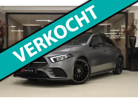 Mercedes-Benz A-klasse 200 AMG-LINE NAP/PANO/HUD/STOELV/CARPLAY/ACC/BOMVOL