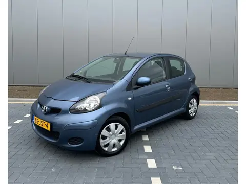 Toyota Aygo 1.0-12V Comfort | Nieuwe APK | 78000 km | GARANTIE
