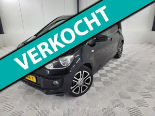Volkswagen Up! 1.0 high up! Zwarte dakhemel, Pdc, Navigatie