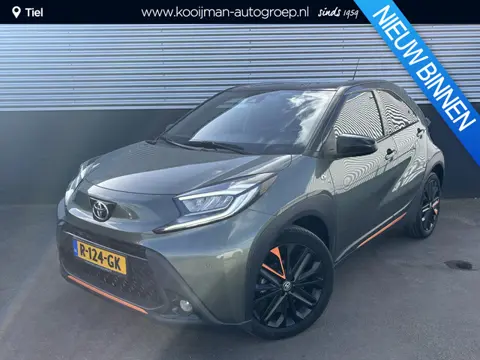 Toyota Aygo X 1.0 VVT-i S-CVT Limited Zeer lage KM stand! Parkeersensoren, JBL, achteruitrij camera,